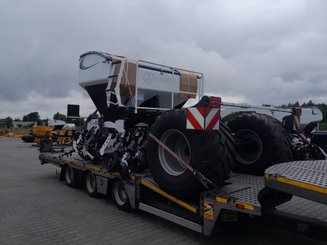 Semoir pour semis simplifié Agrisem mBOSS Rétractable