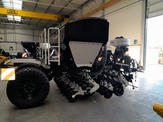 Semoir pour semis simplifié Agrisem mBOSS Rétractable