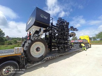 Semoir pour semis simplifié Agrisem Strip-Cat II traîné Repliable