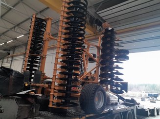 Déchaumeur à disques Agrisem Disc-O-Mulch Série R traîné Repliable