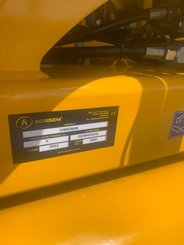 Semoir pour semis simplifié Agrisem Vibrosem porté Repliable