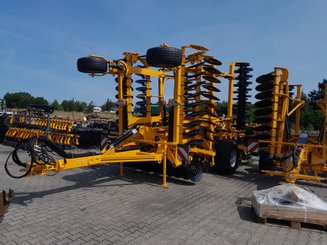 Déchaumeur à disques Agrisem Disc-O-Mulch Série R traîné Repliable