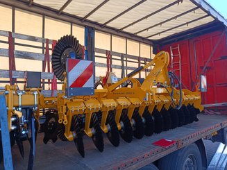 Déchaumeur à disques Agrisem Disc-O-Vigne Fixe