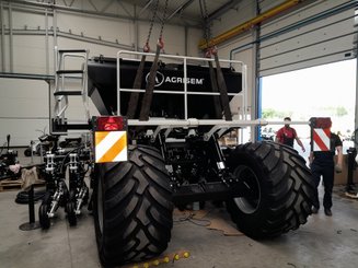 Semoir pour semis simplifié Agrisem mBOSS Fixe