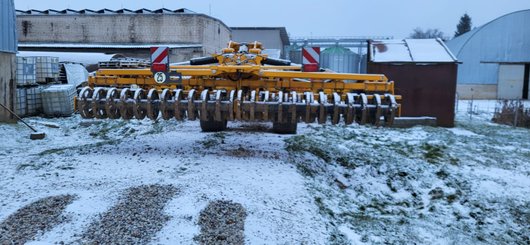 Déchaumeur Agrisem Maximulch Série 6 traîné Repliable