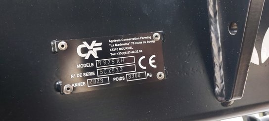 Semoir pour semis simplifié Agrisem Strip-Cat II porté Repliable