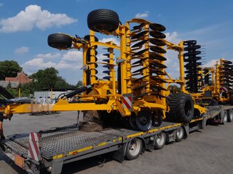 Déchaumeur à disques Agrisem Disc-O-Mulch Série R traîné Repliable