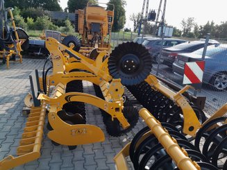 Déchaumeur à disques Agrisem Disc-O-Mulch Série R porté Fixe