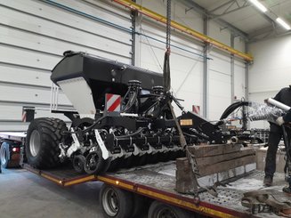 Semoir pour semis simplifié Agrisem mBOSS Rétractable