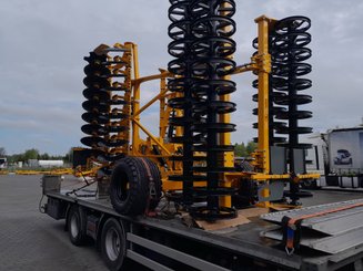 Déchaumeur à disques Agrisem Disc-O-Mulch Série R traîné Repliable