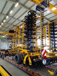 Déchaumeur à dents Agrisem Vibromulch traîné Repliable