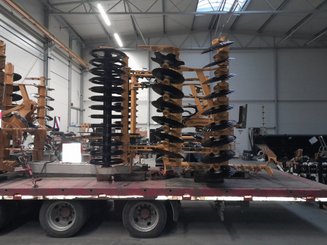 Déchaumeur à disques Agrisem Disc-O-Mulch Série R porté Repliable