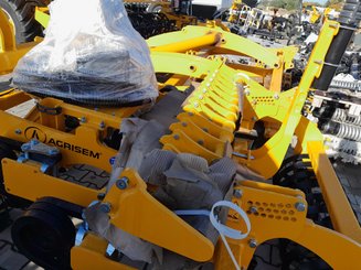 Divers agricole Agrisem Vibrosem porté Fixe