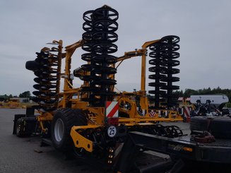 Déchaumeur à disques Agrisem Disc-O-Mulch Série R traîné Repliable