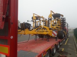 Déchaumeur à dents Agrisem Vibromulch traîné Repliable