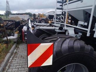 Semoir pour semis simplifié Agrisem mBOSS Rétractable