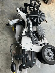 Semoir pour semis simplifié Agrisem Strip-Cat II porté Fixe