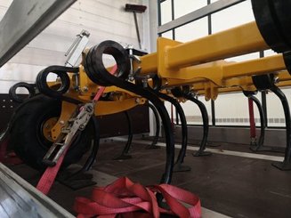 Déchaumeur à dents Agrisem Vibromulch porté Repliable