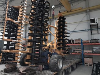 Déchaumeur à disques Agrisem Disc-O-Mulch Série R traîné Repliable