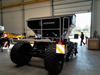 Semoir pour semis simplifié Agrisem mBOSS Rétractable