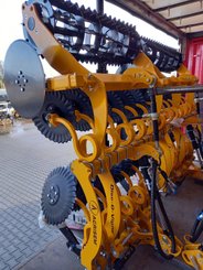 Déchaumeur à disques Agrisem Disc-O-Vigne