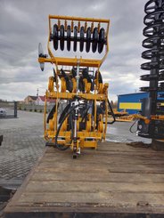 Déchaumeur à disques Agrisem Disc-O-Vigne