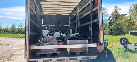 Semoir pour semis simplifié Agrisem Strip-Cat II porté Repliable