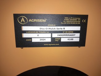 Déchaumeur à disques Agrisem Disc-O-Mulch Série R porté Repliable