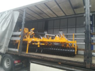 Semoir en ligne conventionnel Agrisem Multi-Tillage porté Repliable