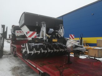 Semoir pour semis simplifié Agrisem mBOSS Rétractable