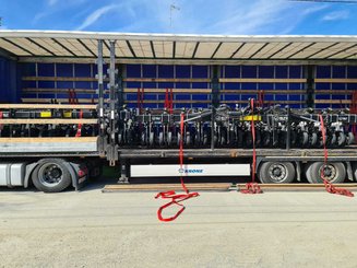 Semoir pour semis simplifié Agrisem Strip-Cat II porté Repliable