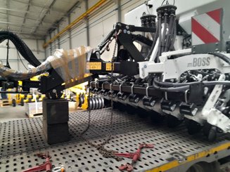 Semoir pour semis simplifié Agrisem mBOSS Rétractable