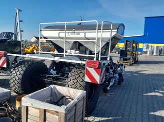 Semoir pour semis simplifié Agrisem mBOSS Rétractable