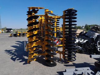 Déchaumeur à disques Agrisem Disc-O-Mulch Série R porté Repliable