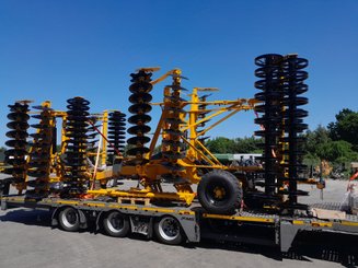 Déchaumeur à disques Agrisem Disc-O-Mulch Série R traîné Repliable