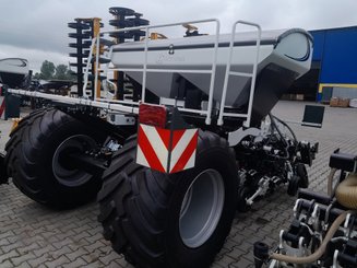 Semoir pour semis simplifié Agrisem mBOSS Rétractable