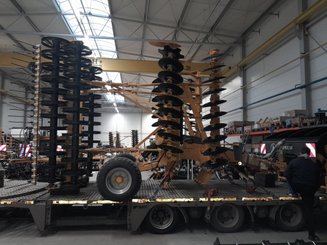 Déchaumeur à disques Agrisem Disc-O-Mulch Série R traîné Repliable