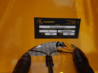 Déchaumeur à disques Agrisem Disc-O-Mulch Série R porté Repliable