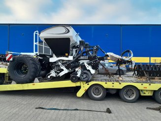 Semoir pour semis simplifié Agrisem mBOSS Rétractable