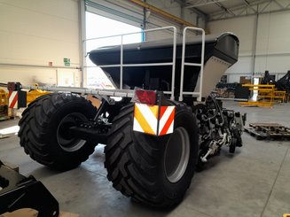 Semoir pour semis simplifié Agrisem mBOSS Rétractable