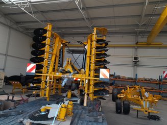 Déchaumeur à disques Agrisem Disc-O-Mulch Série R porté Repliable