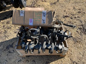 Semoir pour semis simplifié Agrisem Strip-Cat II porté Repliable