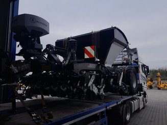 Semoir pour semis simplifié Agrisem mBOSS Rétractable