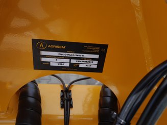 Déchaumeur à disques Agrisem Disc-O-Mulch Série R porté Repliable