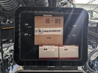 Semoir pour semis simplifié Agrisem Strip-Cat II porté Repliable