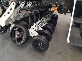 Semoir pour semis simplifié Agrisem mBOSS Rétractable