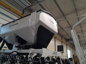 Semoir pour semis simplifié Agrisem mBOSS Rétractable