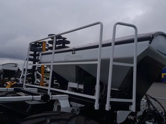 Semoir pour semis simplifié Agrisem mBOSS Rétractable