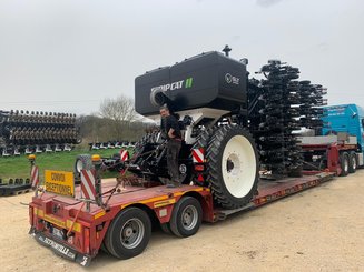 Semoir pour semis simplifié Agrisem Strip-Cat II traîné Repliable