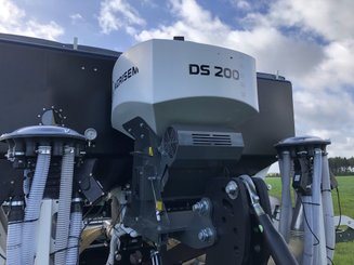 Semoir pour semis simplifié Agrisem mBOSS Rétractable